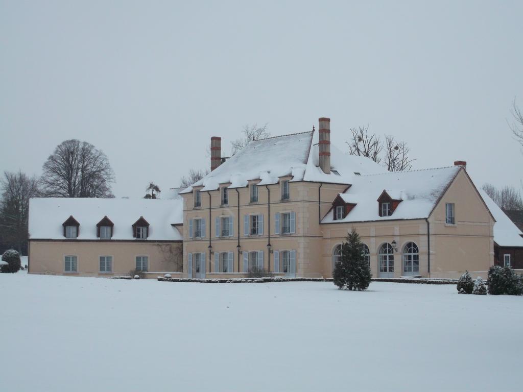 Hotel Domaine De L'Orangerie Bonnat Exteriör bild